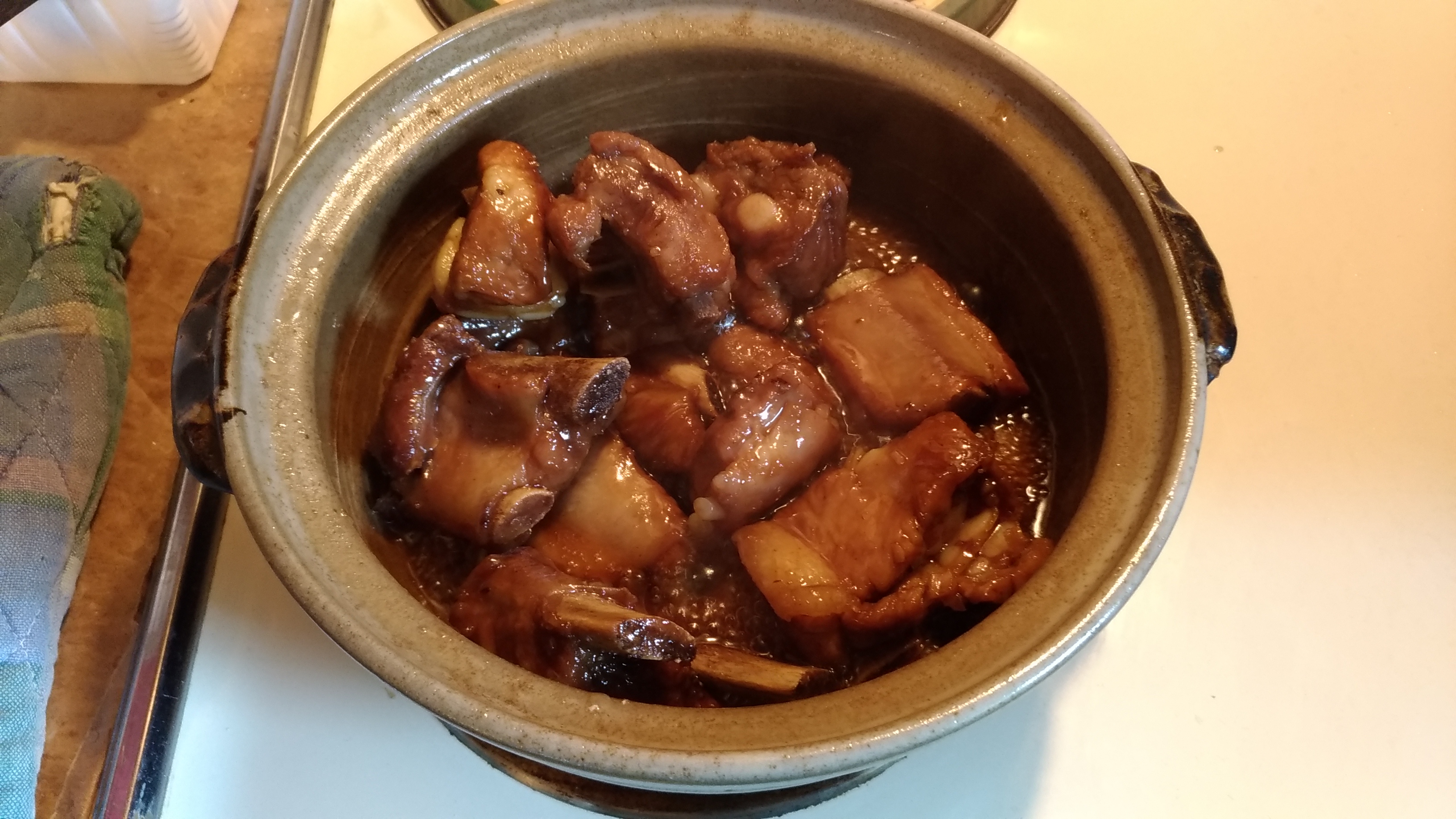 Taiwanese-style Sweet Sticky Pork Ribs
